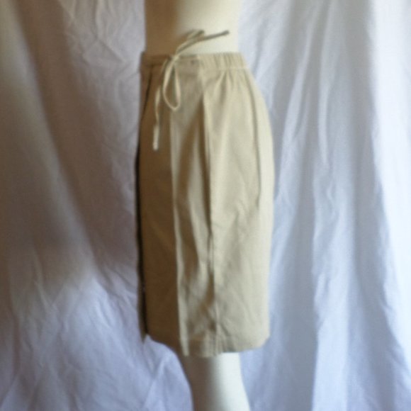 🙈Disney Winnie The Pooh skirt/shorts - Picture 3 of 11